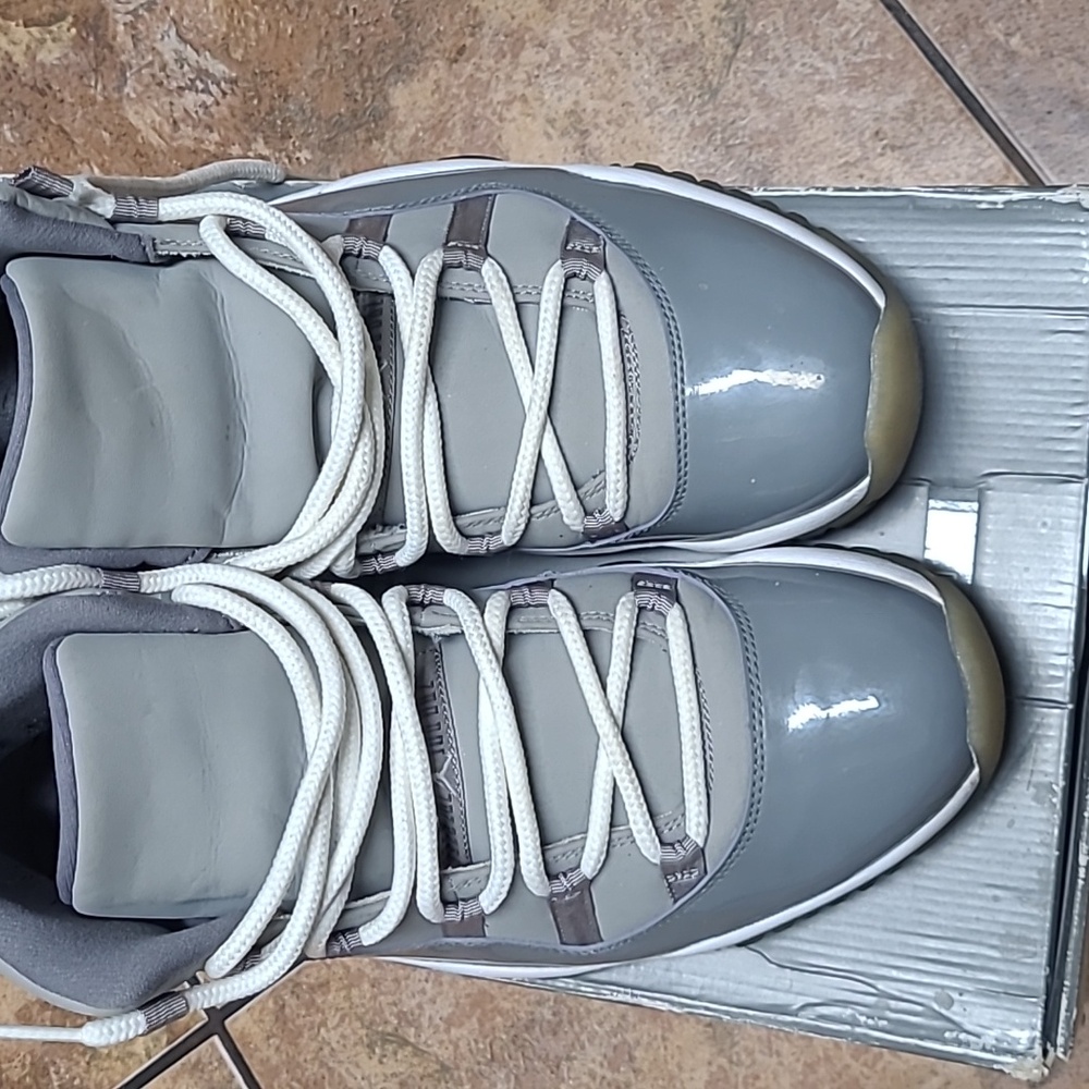 Jordan 11 cool grey